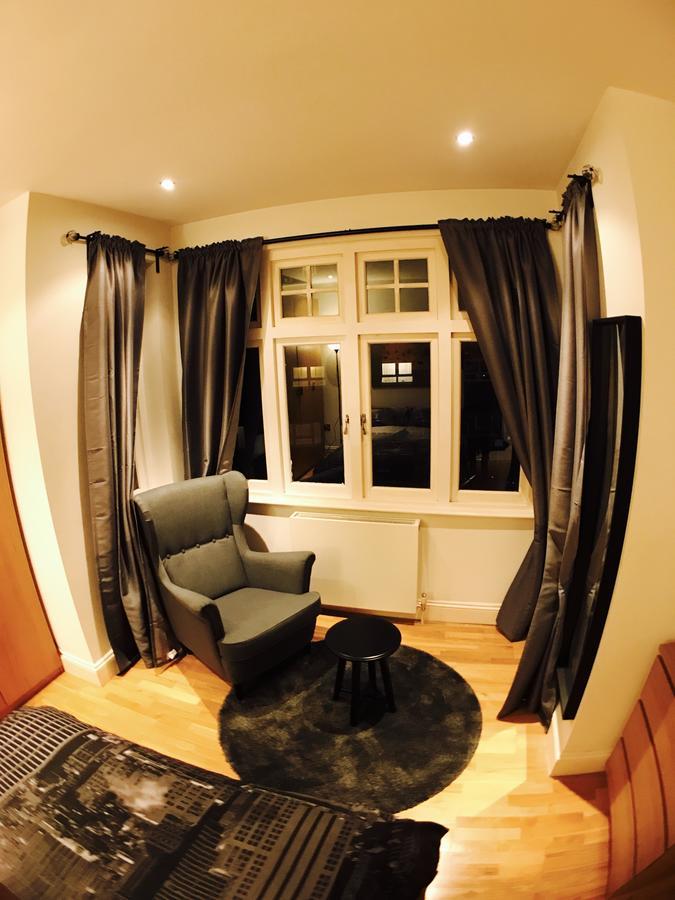 361 Queenstown Road Appartamento